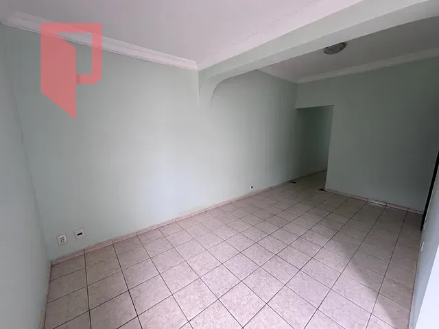 Casa para alugar, no bairro Caiçaras em Belo Horizonte