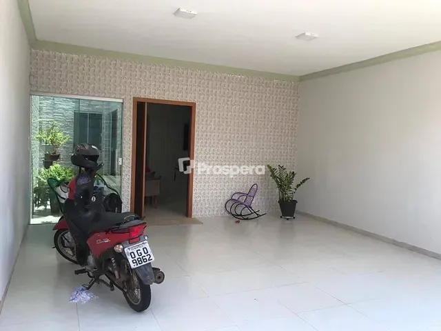 Casa com 200m² 3 quartos e 2 banheiros, à venda, no bairro Jardim Itália em Anápolis