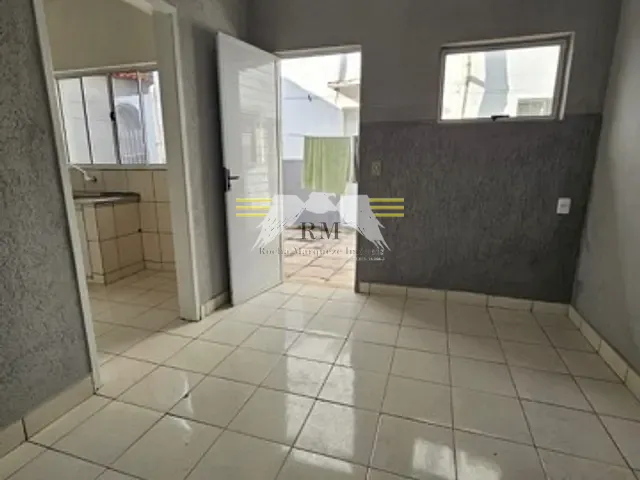 Casa com 300m² 2 quartos e 1 banheiro, para alugar, no bairro Jardim Cotching em São Paulo