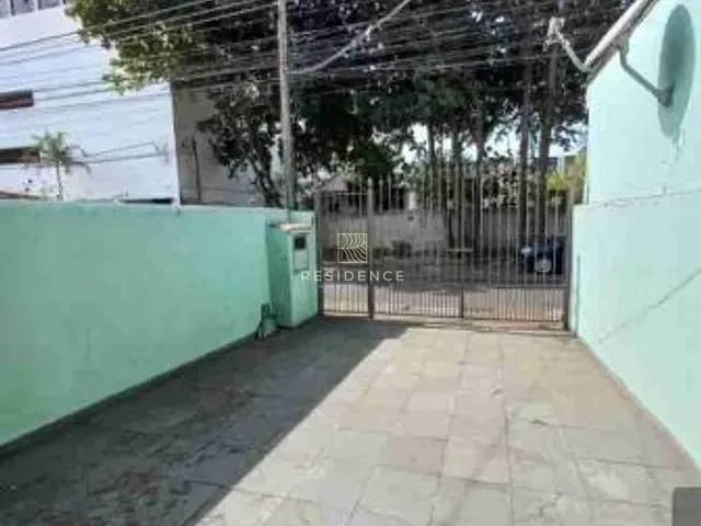 Casa 3 quartos e 3 banheiros, à venda, no bairro Aterrado em Volta Redonda