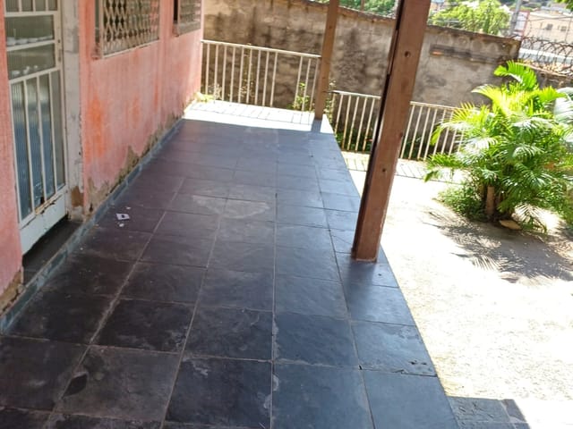 Casa 6 quartos e 2 banheiros, à venda, no bairro Guarani em Belo Horizonte