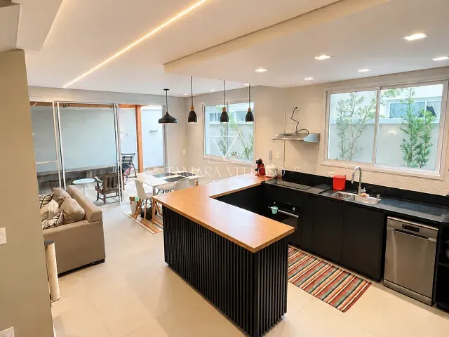 Casa 3 quartos e 3 banheiros, à venda, no bairro Cézar de Souza em Mogi das Cruzes