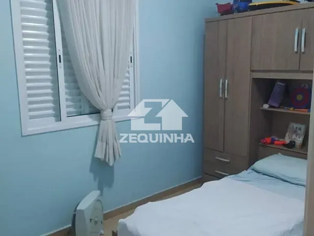 Casa com 125m² 3 quartos e 4 banheiros, à venda, no bairro Vila Campesina em Osasco