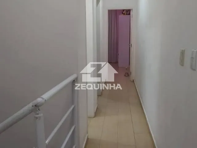 Casa com 125m² 3 quartos e 4 banheiros, à venda, no bairro Vila Campesina em Osasco