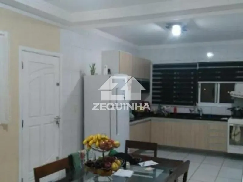 Casa, 3 quartos, 200 m² - Foto 17