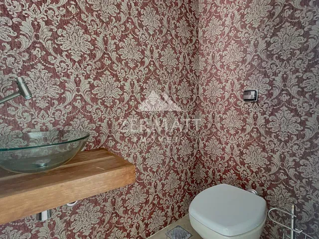Casa 3 quartos e 5 banheiros, à venda, no bairro Vorstadt em Blumenau