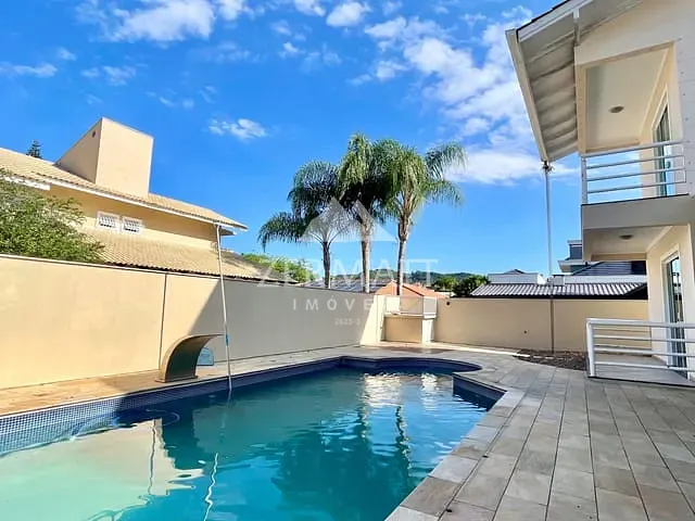 Casa 3 quartos e 5 banheiros, à venda, no bairro Vorstadt em Blumenau