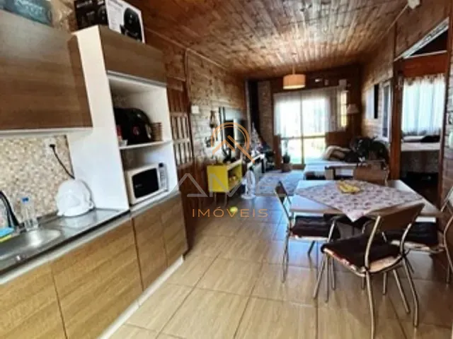Casa 2 quartos e 1 banheiro, à venda, no bairro Cassino em Rio Grande