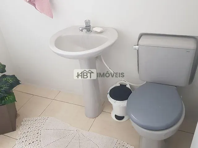 Casa 2 quartos e 2 banheiros, à venda, no bairro Parque Santa Edwiges em Bauru