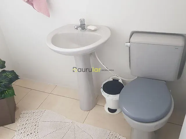 Casa 2 quartos e 2 banheiros, à venda, no bairro Parque Santa Edwiges em Bauru