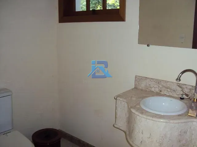 Casa com 1200m² 3 quartos e 4 banheiros, à venda, no bairro Parque da Fazenda em Itatiba