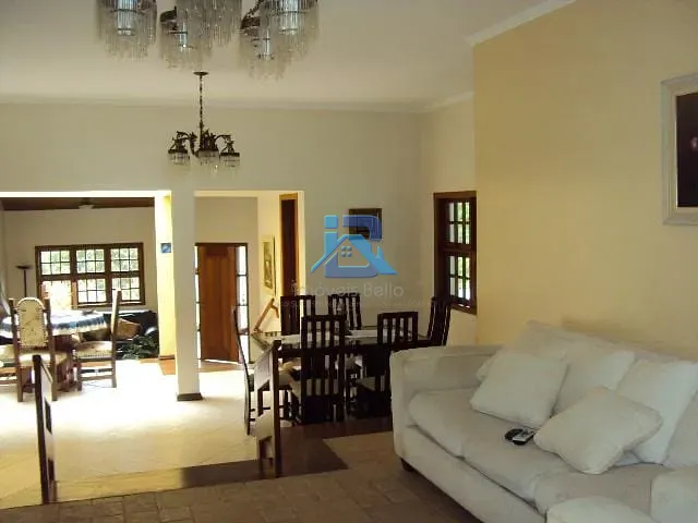 Casa com 1200m² 3 quartos e 4 banheiros, à venda, no bairro Parque da Fazenda em Itatiba