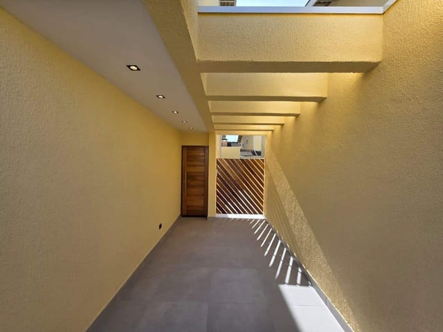 Casa com 120m² 3 quartos e 3 banheiros, à venda, no bairro Vila Caputera em Mogi das Cruzes