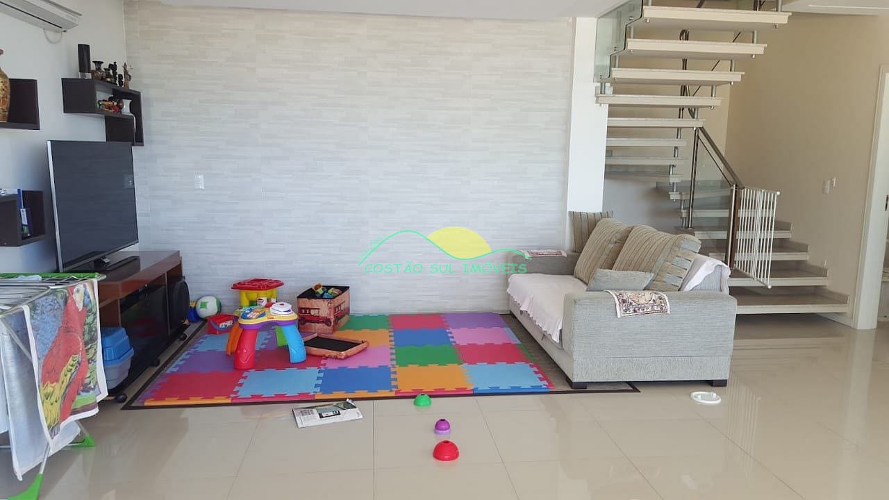 Casa à venda com 3 quartos, 350m² - Foto 34