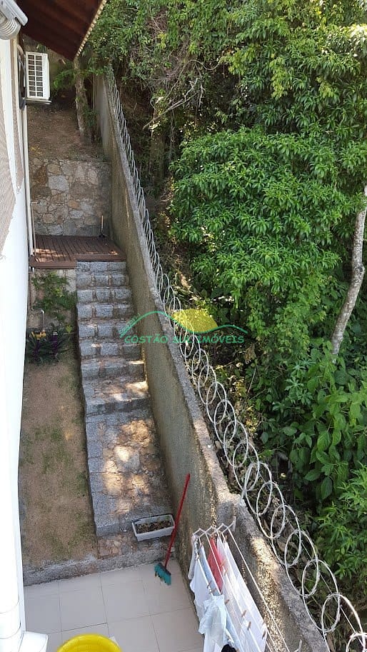 Casa à venda com 3 quartos, 350m² - Foto 48