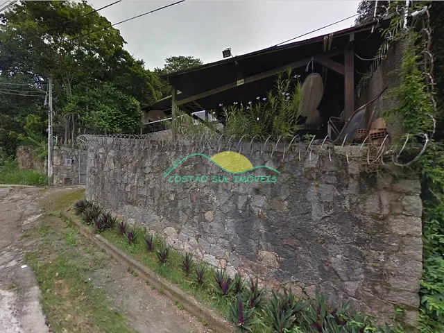 Casa com 540m² 3 quartos e 4 banheiros, à venda, no bairro Morro das Pedras em Florianópolis