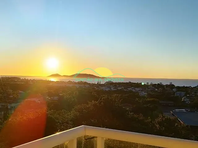 Casa com 540m² 3 quartos e 4 banheiros, à venda, no bairro Morro das Pedras em Florianópolis