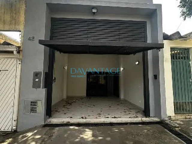 Casa com 140m², para alugar, no bairro Lapa em São Paulo