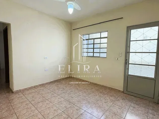 Casa com 125m² 2 quartos e 1 banheiro, à venda, no bairro Planalto do Sol em Santa Bárbara D'Oeste