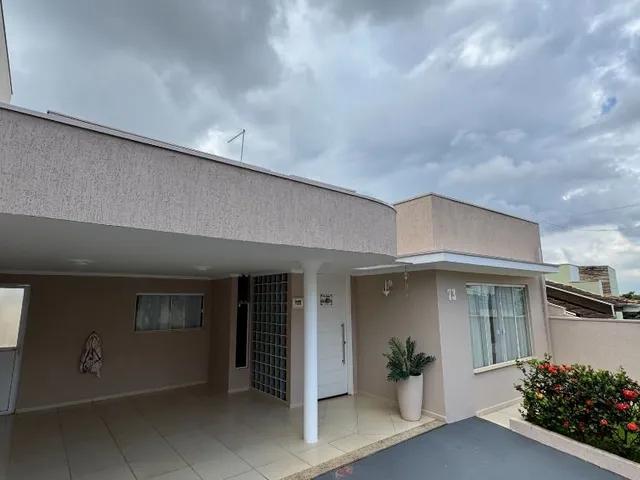 Casa com 275m² 3 quartos e 1 banheiro, à venda, no bairro Monte Verde em Tatuí