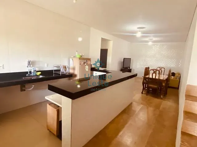 Casa 3 quartos e 1 banheiro, à venda, no bairro Jardim Vitória em Belo Horizonte