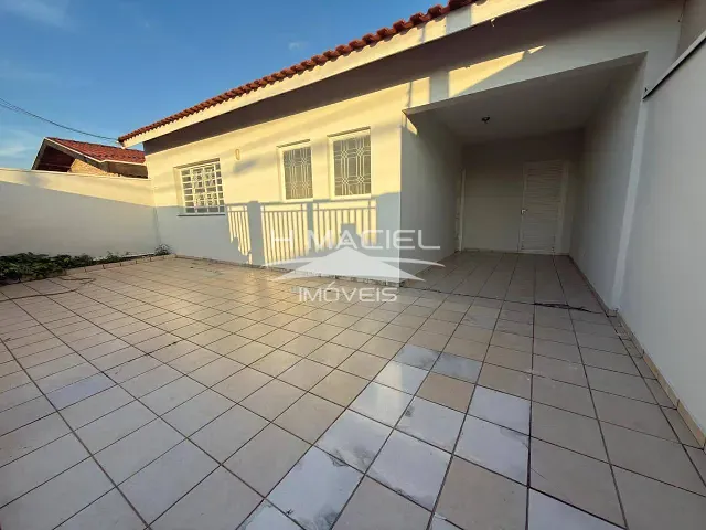 Casa com 150m² 3 quartos e 2 banheiros, para alugar, no bairro Vila Boa Vista em Campinas