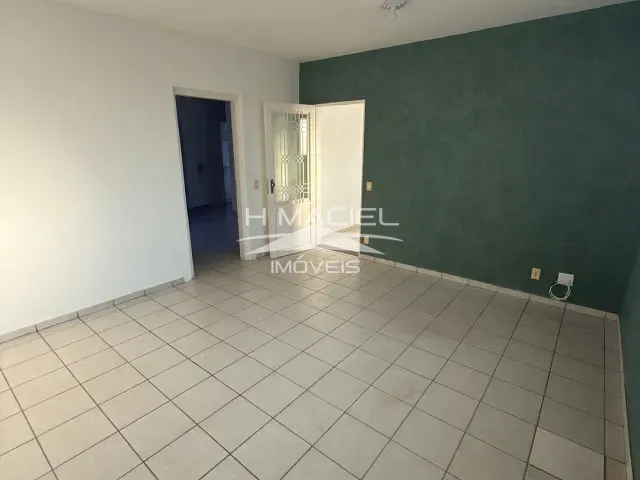 Casa com 150m² 3 quartos e 2 banheiros, para alugar, no bairro Vila Boa Vista em Campinas