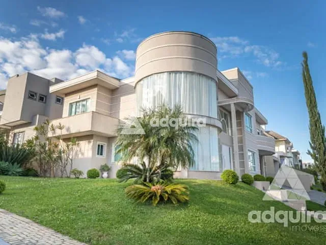 Casa 3 quartos e 4 banheiros, à venda, no bairro Jardim Carvalho em Ponta Grossa