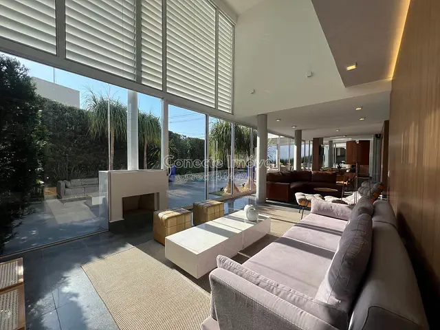 Casa com 545m² 4 quartos e 5 banheiros, à venda, no bairro Santa Úrsula em Jaguariúna