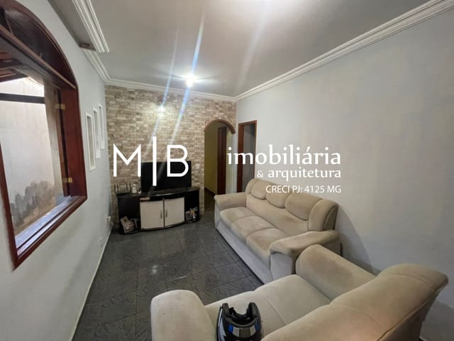 Casa 3 quartos e 2 banheiros, à venda, no bairro PARAÍSO em CATAGUASES
