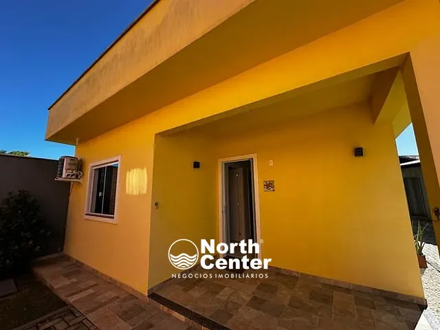 Casa 1 quarto e 1 banheiro, para alugar, no bairro Salinas em Balneário Barra do Sul