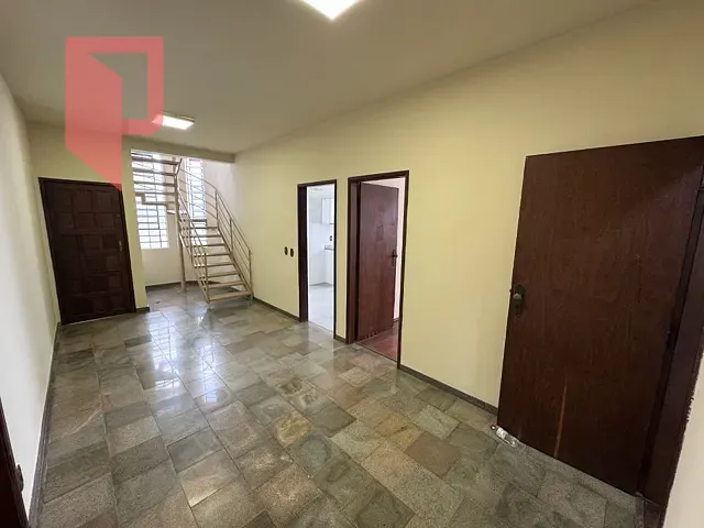 Casa 4 quartos e 4 banheiros, para alugar, no bairro Caiçara-Adelaide em Belo Horizonte