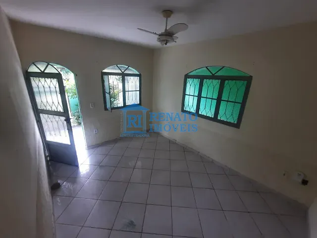 Casa 2 quartos e 1 banheiro, para alugar, no bairro Mumbuca em Maricá