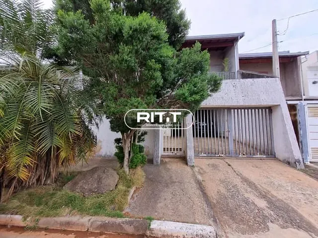 Casa com 250m² 3 quartos e 1 banheiro, à venda, no bairro Parque Jambeiro em Campinas