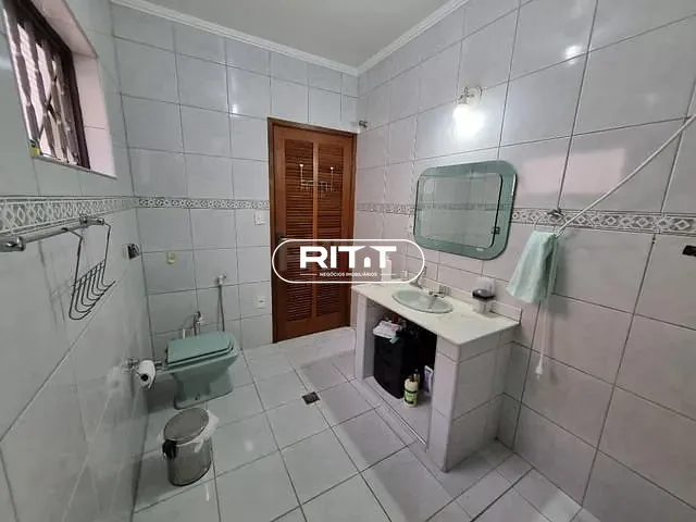 Casa com 250m² 3 quartos e 1 banheiro, à venda, no bairro Parque Jambeiro em Campinas