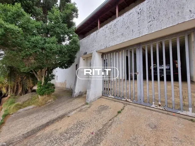 Casa com 250m² 3 quartos e 1 banheiro, à venda, no bairro Parque Jambeiro em Campinas
