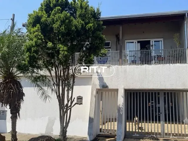 Casa com 250m² 3 quartos e 1 banheiro, à venda, no bairro Parque Jambeiro em Campinas