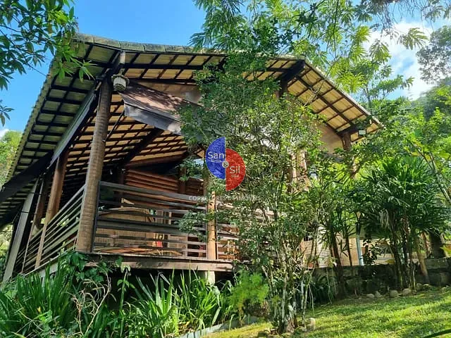 Casa com 1326m² 2 quartos e 1 banheiro, à venda, no bairro Limoeiro em Guapimirim