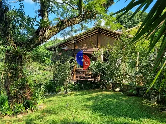 Casa com 1326m² 2 quartos e 1 banheiro, à venda, no bairro Limoeiro em Guapimirim