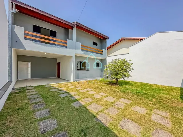 Casa com 250m² 3 quartos e 1 banheiro, à venda, no bairro Granjas Reunidas São Goncalo em Taubaté