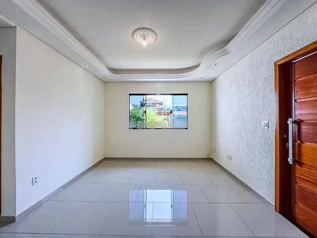 Casa com 250m² 3 quartos e 1 banheiro, à venda, no bairro Granjas Reunidas São Goncalo em Taubaté