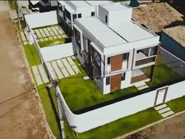 Casa 3 quartos e 4 banheiros, à venda, no bairro Nossa Senhora da Vitória em Ilhéus