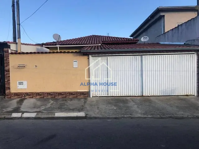 Casa com 250m² 2 quartos e 3 banheiros, à venda, no bairro Conjunto Residencial Araretama em Pindamonhangaba