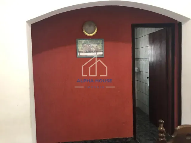 Casa com 250m² 2 quartos e 3 banheiros, à venda, no bairro Conjunto Residencial Araretama em Pindamonhangaba