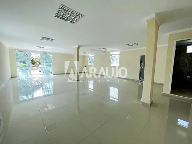 Casa com 314m² 3 quartos e 5 banheiros, à venda, no bairro Centro em Itajaí