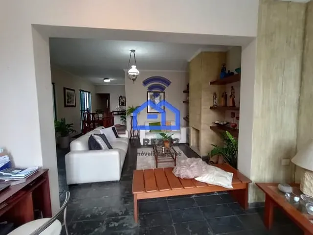 Casa com 243m² 3 quartos e 3 banheiros, à venda, no bairro Jardim Primavera em Caraguatatuba