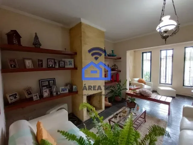 Casa com 243m² 3 quartos e 3 banheiros, à venda, no bairro Jardim Primavera em Caraguatatuba