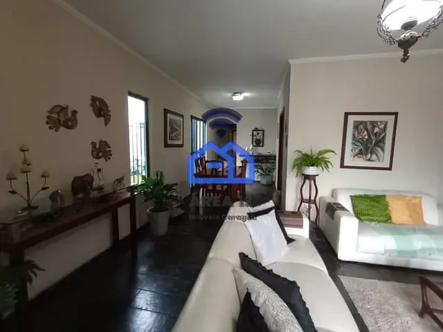Casa com 243m² 3 quartos e 3 banheiros, à venda, no bairro Jardim Primavera em Caraguatatuba