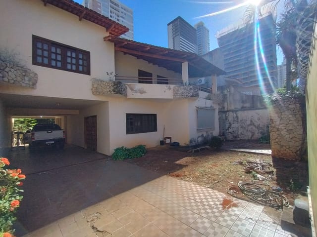 Sobrado com 435m² 6 quartos e 5 banheiros, à venda, no bairro Jardim América em Goiânia