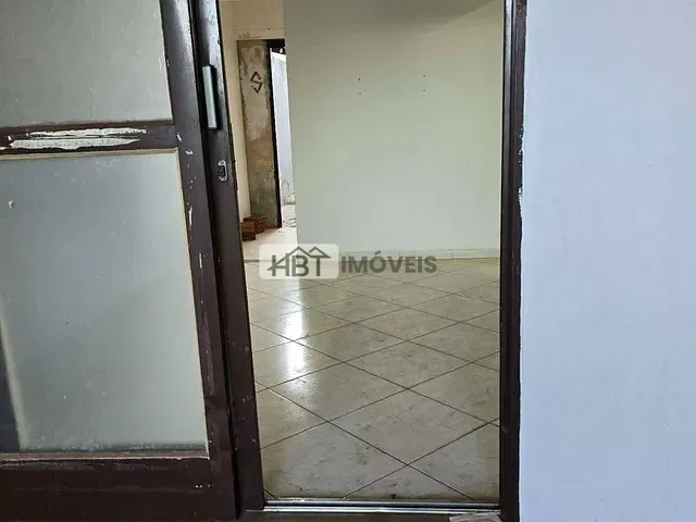 Casa 2 quartos e 1 banheiro, à venda, no bairro Jardim Terra Branca em Bauru
